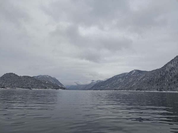 Завершен сезон мониторинговых исследований на озере Телецкое Республики Алтай